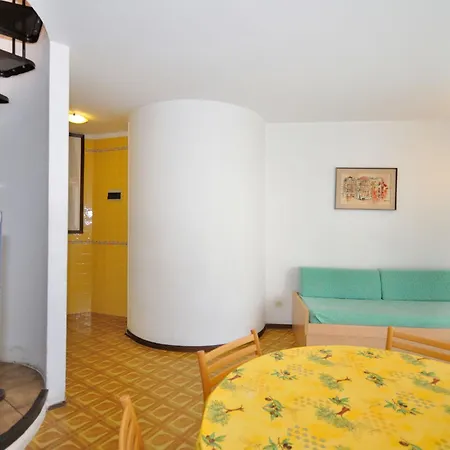 Apartment Villaggio Tivoli-11 By Interhome